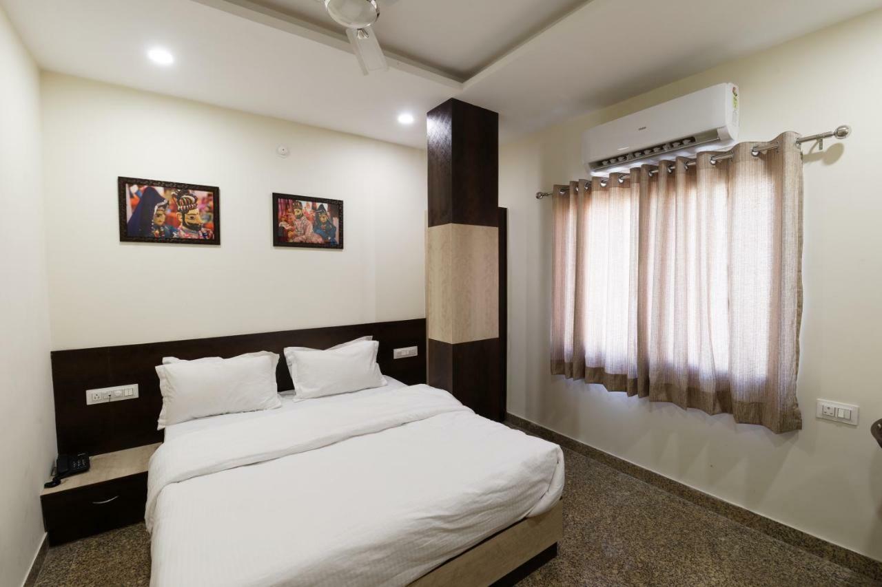 Vardan Villa Udaipur Exterior foto
